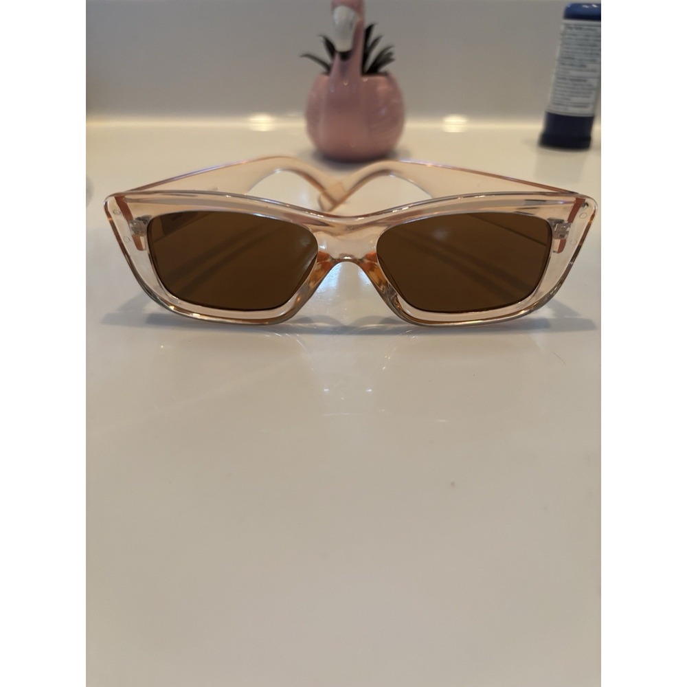 Shades Celebrity‎ Sunglasses Chunky Translucent Soft Square Sunglasses Amber NWT